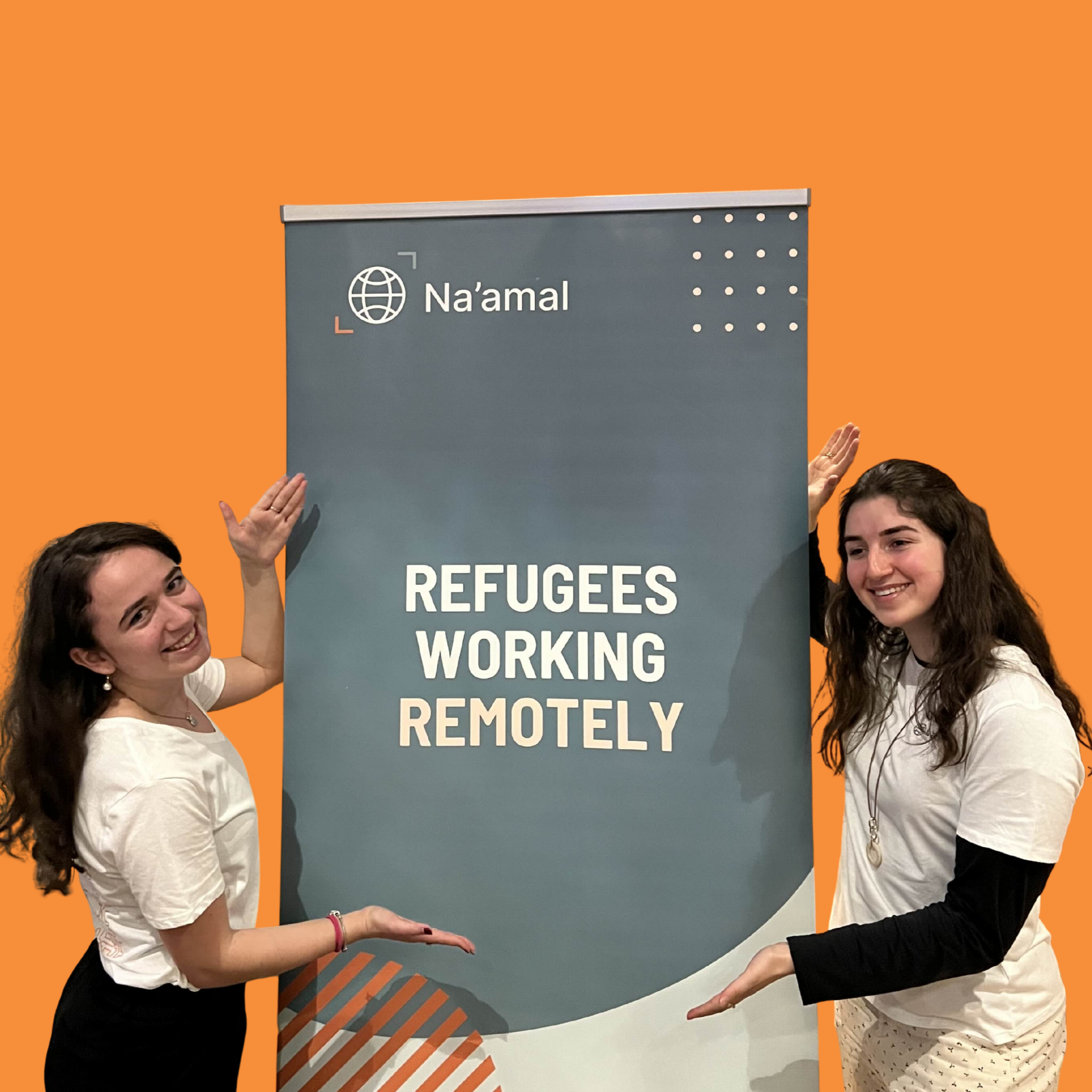 Na'amal team presenting refugees working remotely